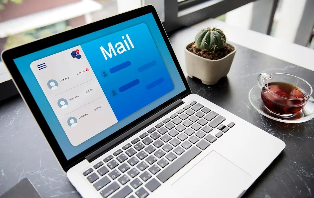 Para escolher um serviço de e-mail marketing