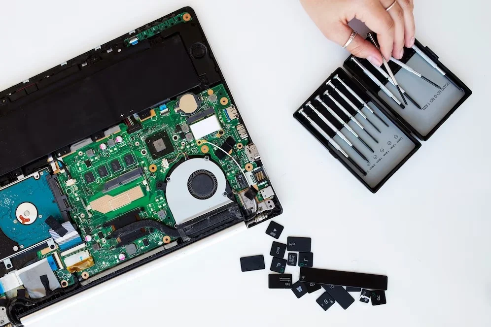 componentes para montar um notebook