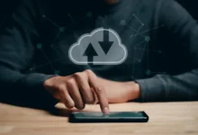 Resolver Conflitos de Sincronização no iCloud com Múltiplos Usuários